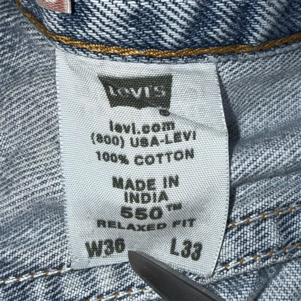 Vintage Levis 550 Jeans Mens 36x32 Light Relaxed Fit‎ Tapered Denim Y2K